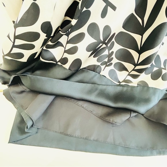 Maggy London 100% Silk Babydoll Dress, Black and Cream, Excellent Condition - Picture 7 of 9